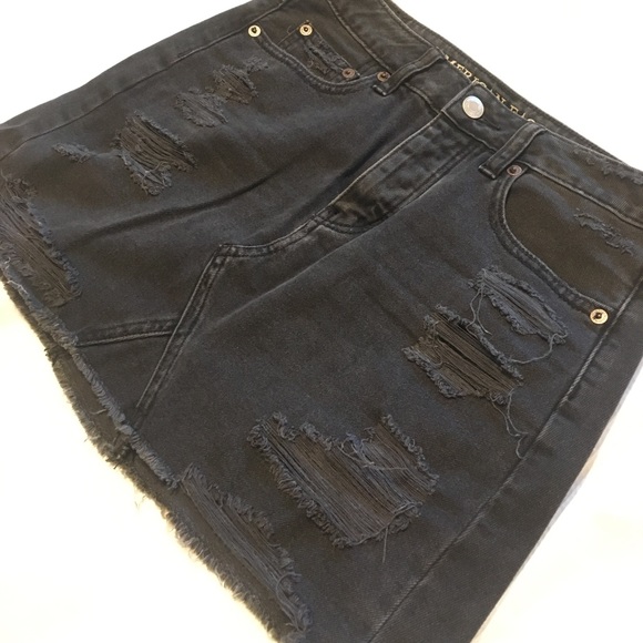 American Eagle Distressed Black Denim Skirt - Picture 1 of 4
